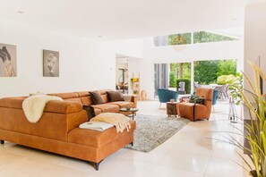 Villa, Accessible | 4 bedrooms - Lanaken Retreat Pool Jacuzzi and Sauna (Lanaken)