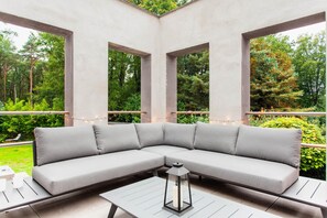 Villa, Accessible | 4 bedrooms - Lanaken Retreat Pool Jacuzzi and Sauna (Lanaken)
