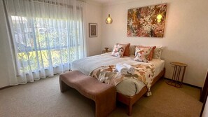 3 chambres, fer et planche à repasser, Wi-Fi gratuit, draps fournis