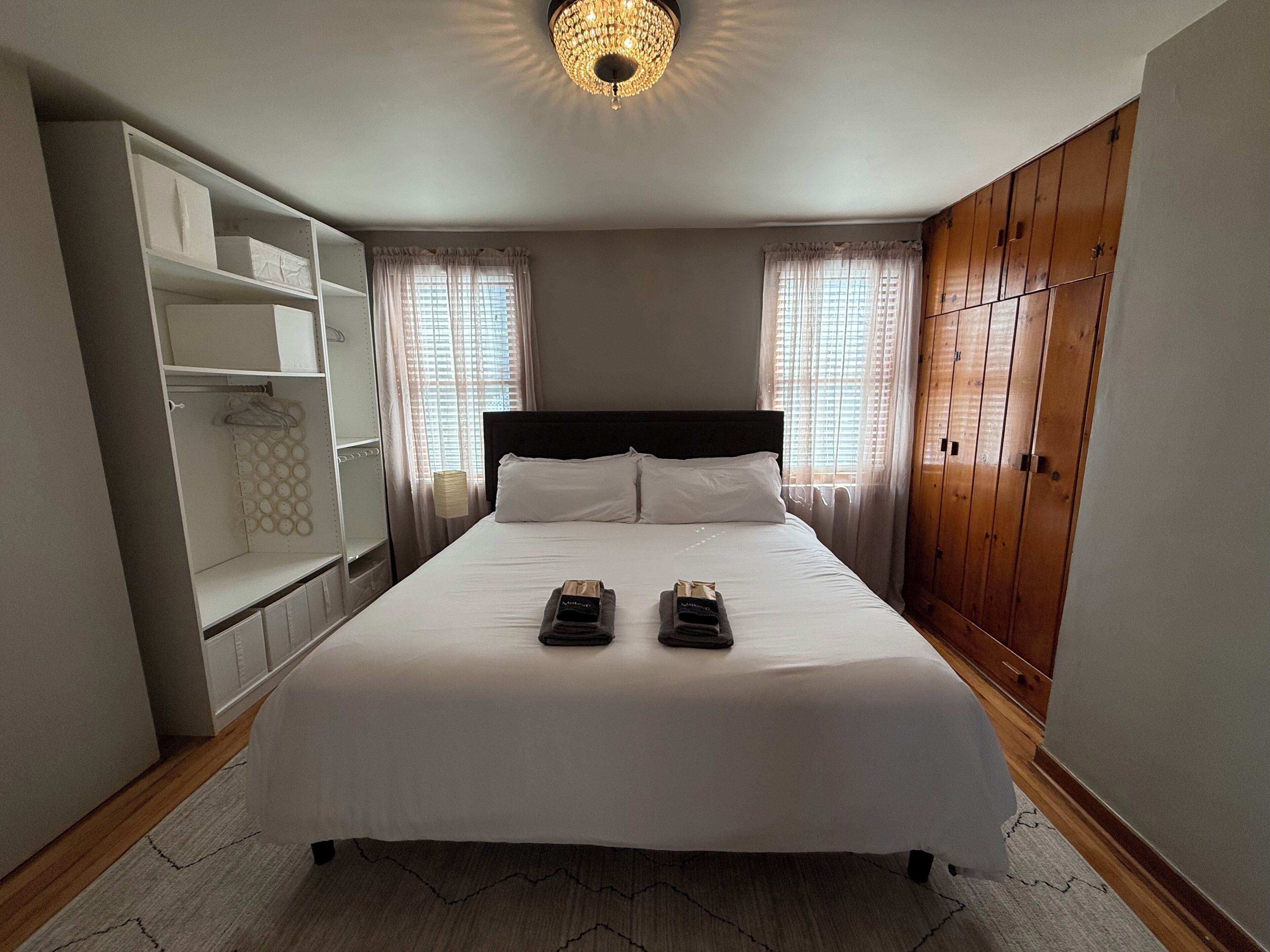 1 bedroom, in-room safe, desk, iron/ironing board