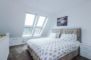 Huis | 3 slaapkamers, een strijkplank/strijkijzer, gratis wifi, beddengoed