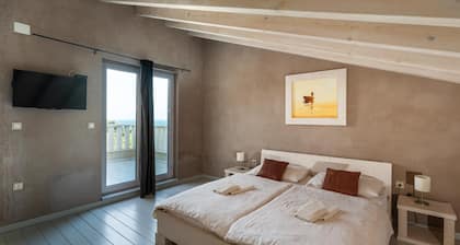 Luxusvilla Bianca mit privatem Pool und Sauna