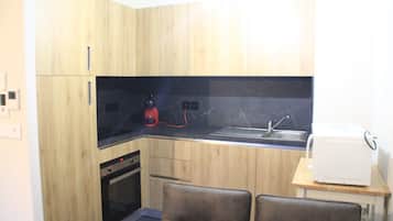 Apartment | Private kitchen | Fridge, microwave, oven, dishwasher