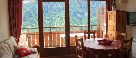 غرفة المعيشة