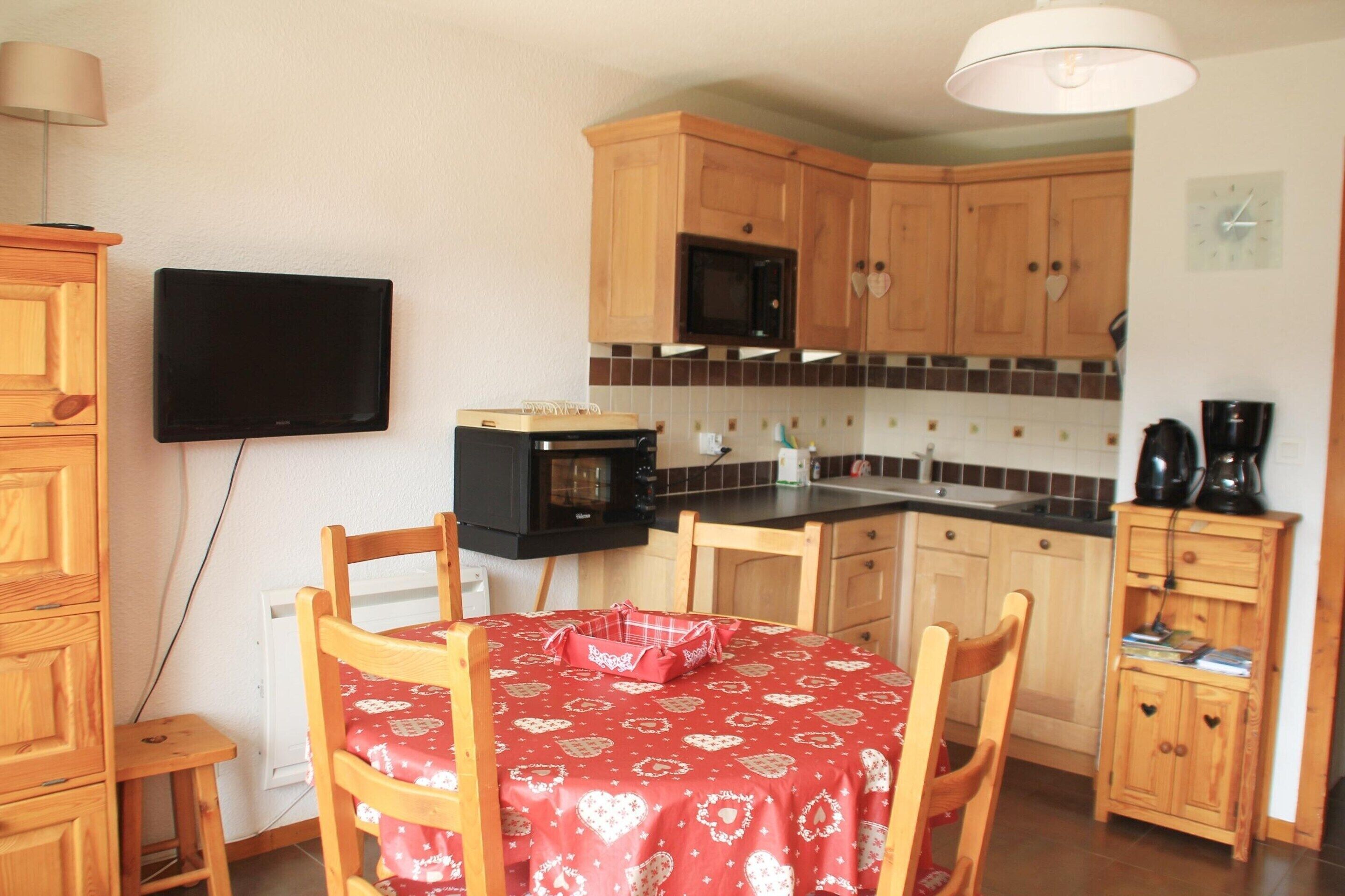 Huoneisto | Ruokailu