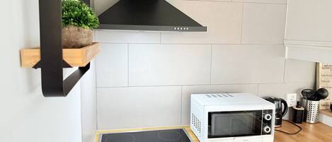 Fridge, microwave, coffee/tea maker, electric kettle