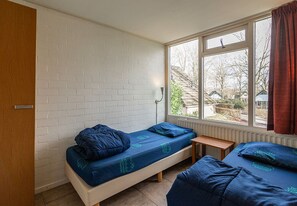 3 bedrooms, free WiFi, bed sheets - Bungalowpark Simpelveld - Delta 118 (Simpelveld)