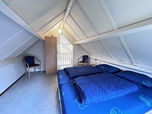 2 bedrooms, free WiFi, bed sheets - Bungalowpark Simpelveld - Delta 115 (Simpelveld)