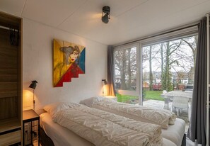 3 bedrooms, free WiFi, bed sheets - Bungalowpark Simpelveld - Delta 126 (Simpelveld)