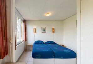 2 bedrooms, free WiFi, bed sheets - Bungalowpark Simpelveld - Delta 148 (Simpelveld)