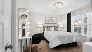 4 bedrooms, iron/ironing board, WiFi, bed sheets