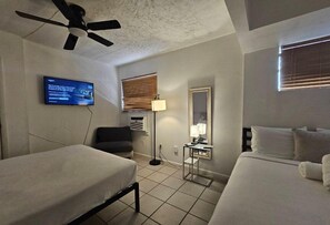 3 Schlafzimmer, Bügeleisen/Bügelbrett, Reisekinderbett, kostenloses WLAN