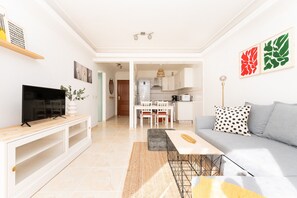 TV - Charming Retreat with Terrace in Punta Larga (Candelaria)