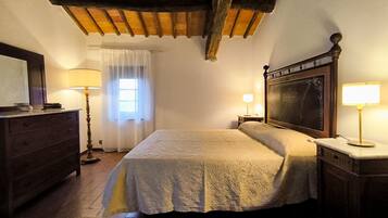 Apartment | 3 bedrooms, individually furnished