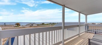 Spacious 5BR Retreat w/ Ocean Views, Sleeps 13, Walking distance to the Beach