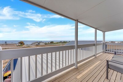 Spacious 5BR Retreat w/ Ocean Views, Sleeps 13, Walking distance to the Beach