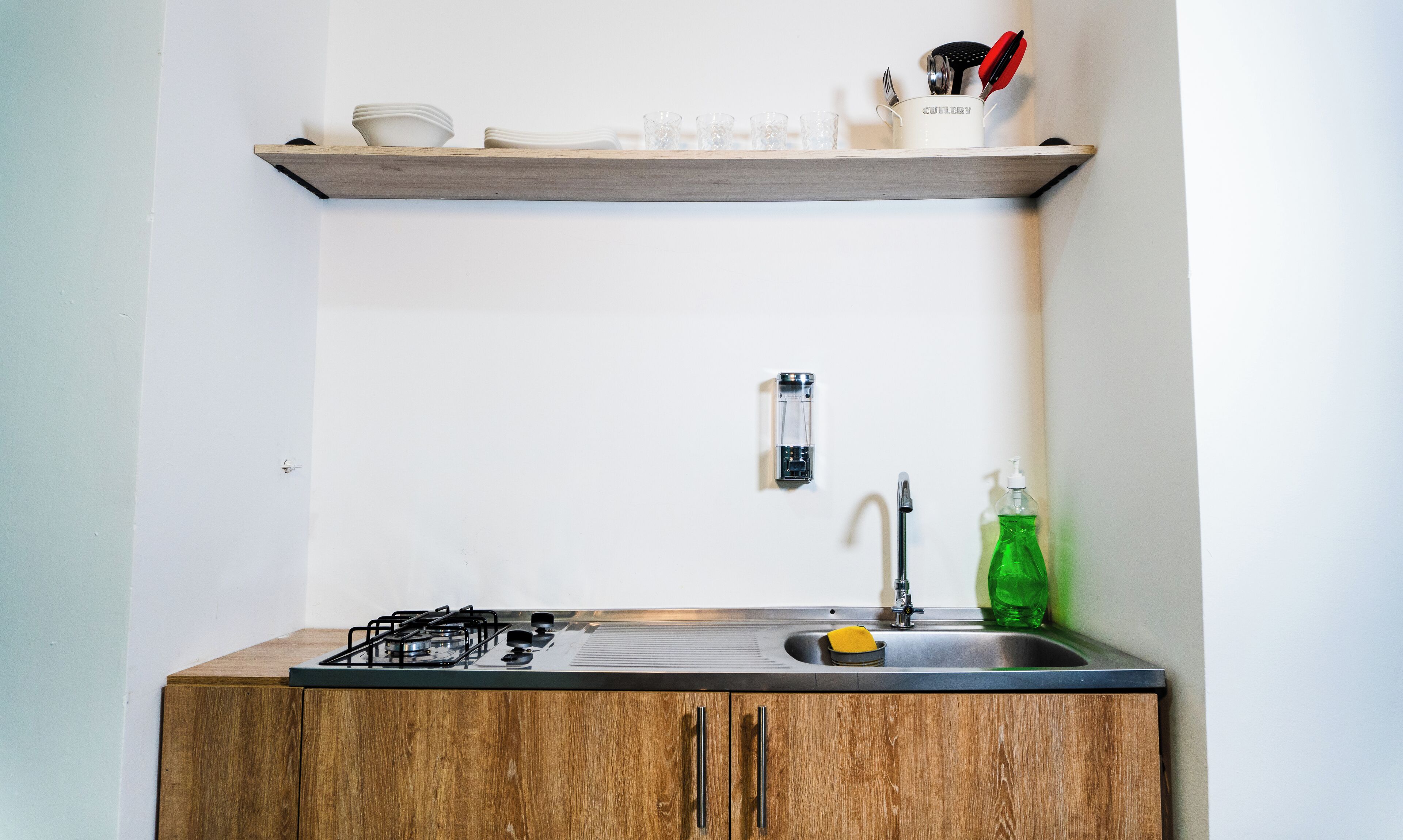 Quarto triplo, vista para a cidade | Cozinha privada