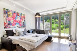 2 chambres, fer et planche à repasser, Wi-Fi gratuit, draps fournis
