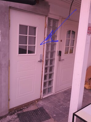 Exterior detail - Charming 1-bedroom apartment in nice Akershus with WiFi, AC at Hanaborg train s. (Akershus)