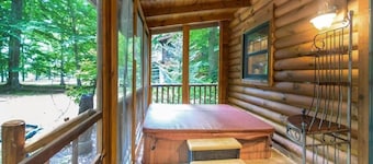 Cozy Cabin Getaway with Private Hot Tub & Lake Access in Saugatuck!