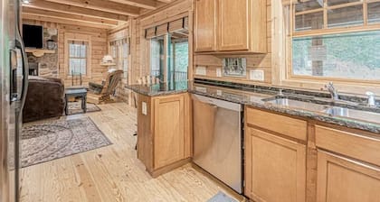 Cozy Cabin Getaway with Private Hot Tub & Lake Access in Saugatuck!