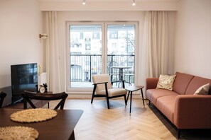 Huoneisto, parveke | Olohuone | Taulutelevisio