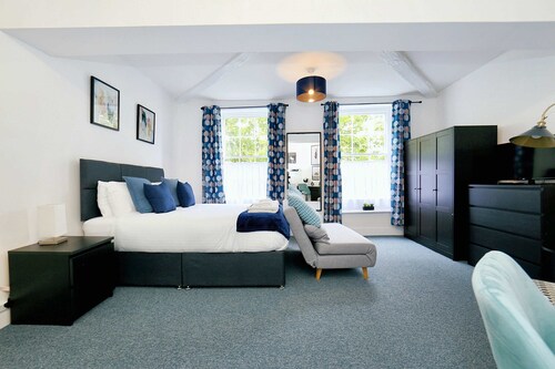 Host Stay Broad Street