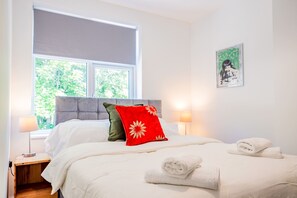 Apartment | 2 bedrooms, Internet - Host Stay Croydon Road Apartment (Caterham)