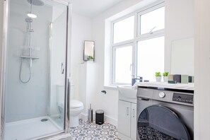 Apartment | 2 bedrooms, Internet - Host Stay Croydon Road Apartment (Caterham)