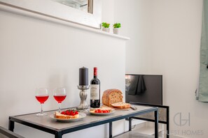 House | 2 bedrooms - Host Stay Croydon Road Dwelling (Caterham)