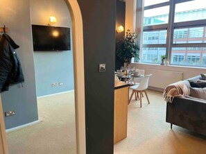 Apartment | 1 bedroom, Internet - Host Stay Great Hampton Apartment (Birmingham)