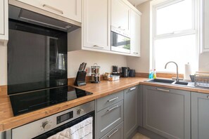 House | 2 bedrooms - Host Stay Argie House (Leeds)