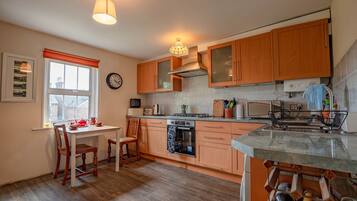 Apartment | 1 bedroom, Internet