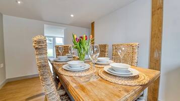 House | 3 bedrooms, Internet