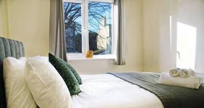 Host Stay Clacton Waves