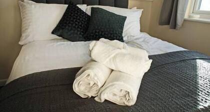 Host Stay Clacton Waves