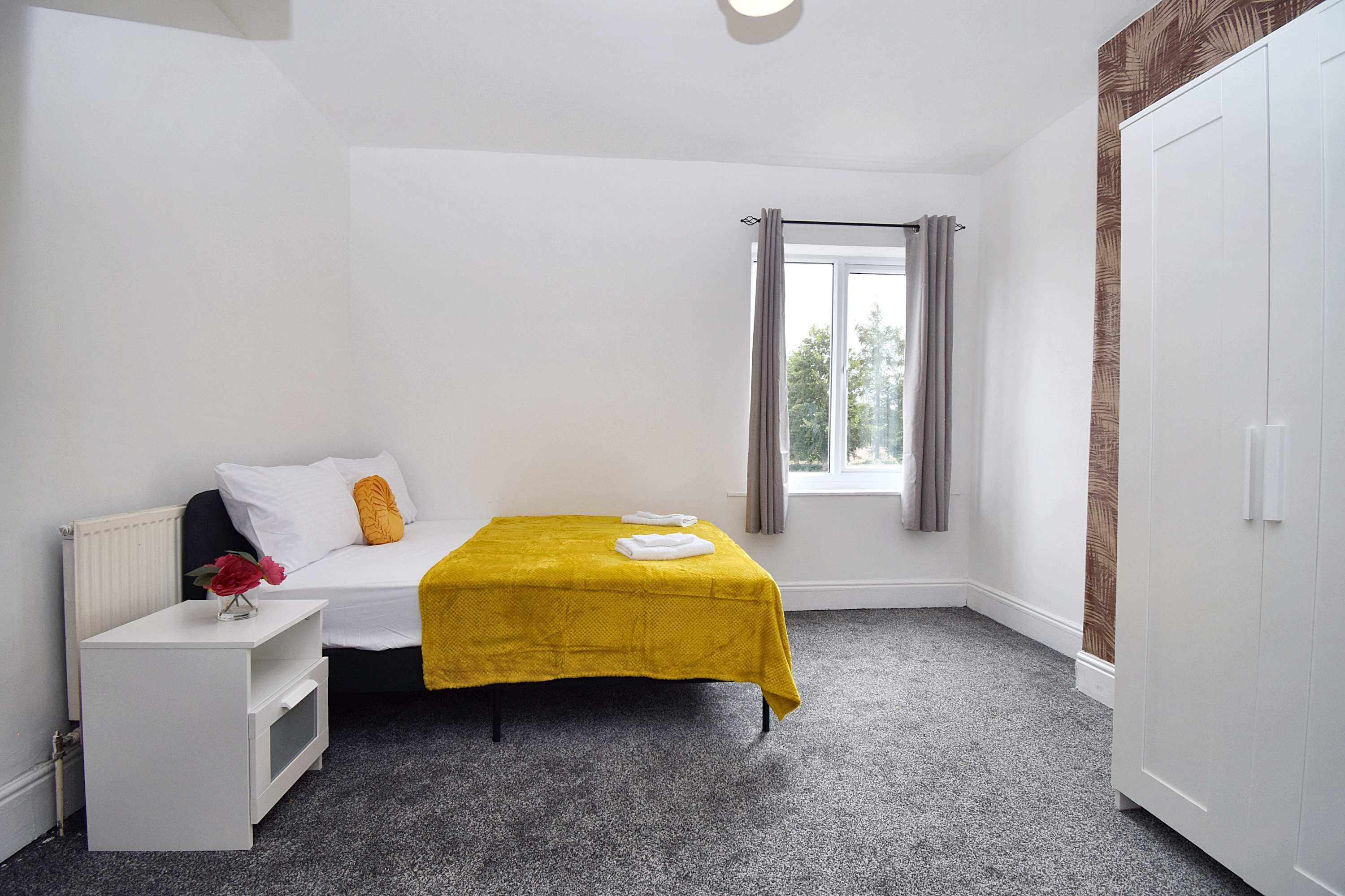 Casa | 4 quartos, acesso à internet de alta velocidade