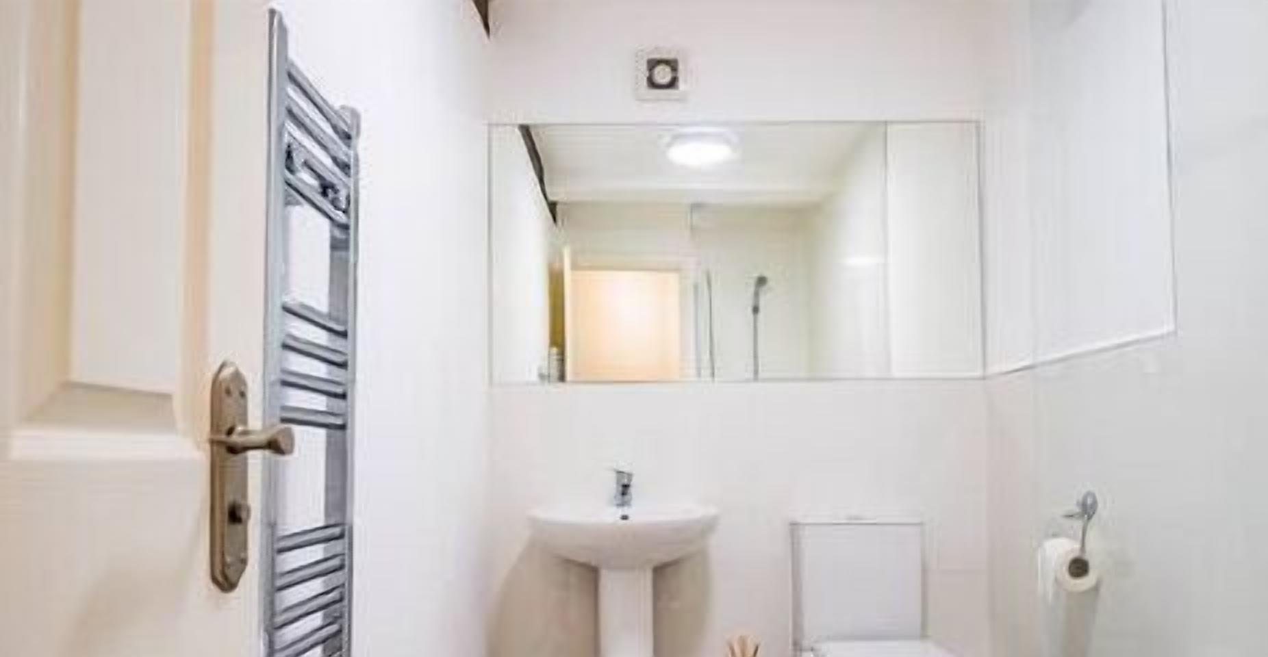 2 bedrooms, Internet