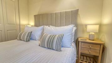 House | 3 bilik tidur, Internet