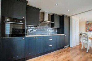 House | 3 bedrooms, Internet - Host Stay The Pippins (Ledbury)