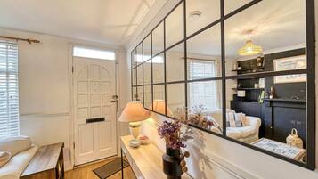 2 bedrooms, Internet