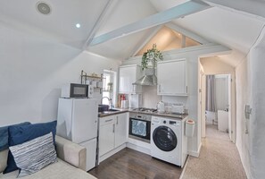 Apartment | 1 bedroom, Internet - Host Stay Sail Loft (Hayle)