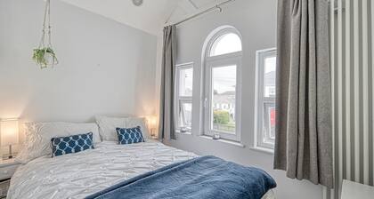 Host Stay Sail Loft
