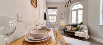 Host Stay Taylor Bennett Apartment