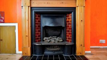 House | 4 bedrooms, Internet