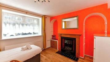 House | 4 bedrooms, Internet