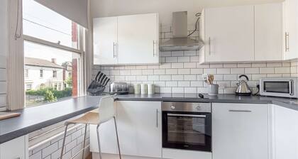 Host Stay Droitwich Road Dwelling