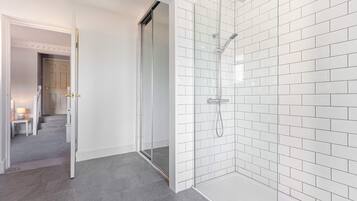 Apartment | 2 bedrooms, Internet