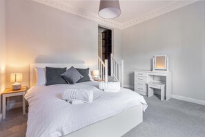 2 bedrooms, Internet
