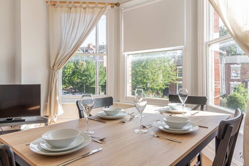 Host Stay Droitwich Road Dwelling